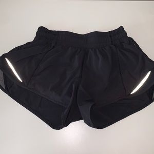 Lululemon Hottie Hot Running Shorts 2.5”